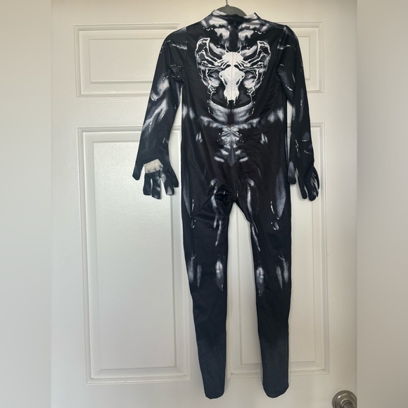 Venom Halloween costume - Picture 3 of 4